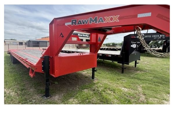 Heavy equipment hauler for sale in Plano, Texas